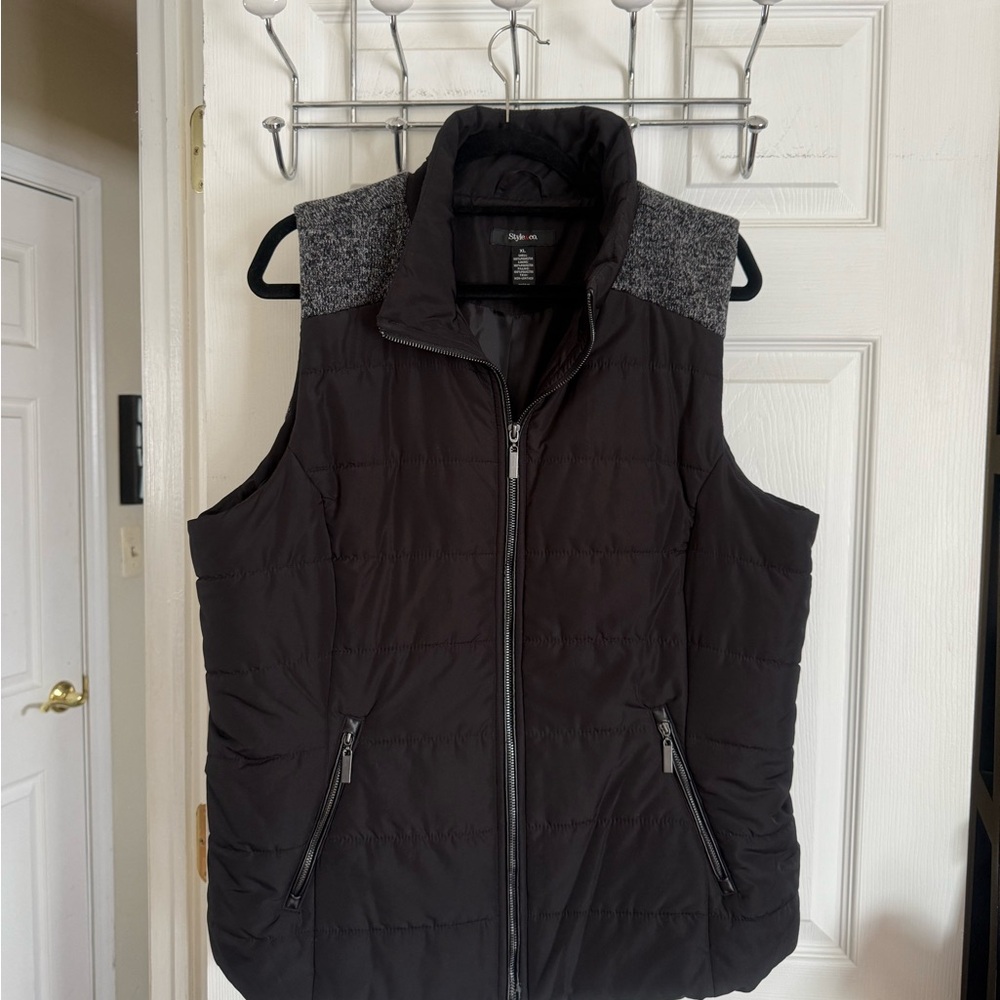 Woman’s Style & Co  black ski vest